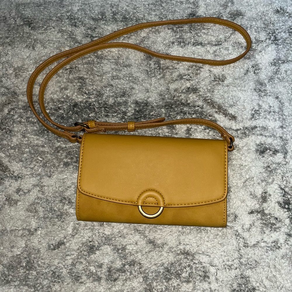 Universal Thread Crossbody Bag